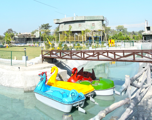 Boating in Jim Corbett